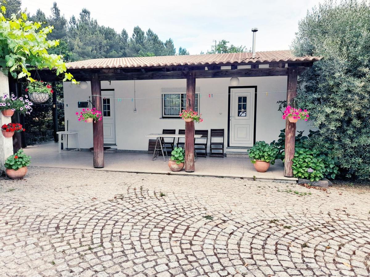 Casa Das Aveleiras - Satao Vila de Igreja Extérieur photo